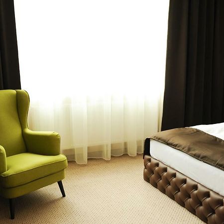 Vine Rooms Oradea Εξωτερικό φωτογραφία