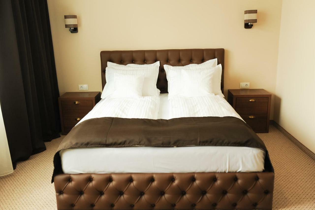 Vine Rooms Oradea Εξωτερικό φωτογραφία